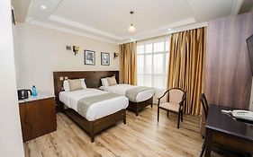 Hemak Suites Hotel