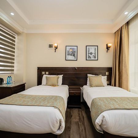 Hemak Suites Hotel Nairobi Exterior photo