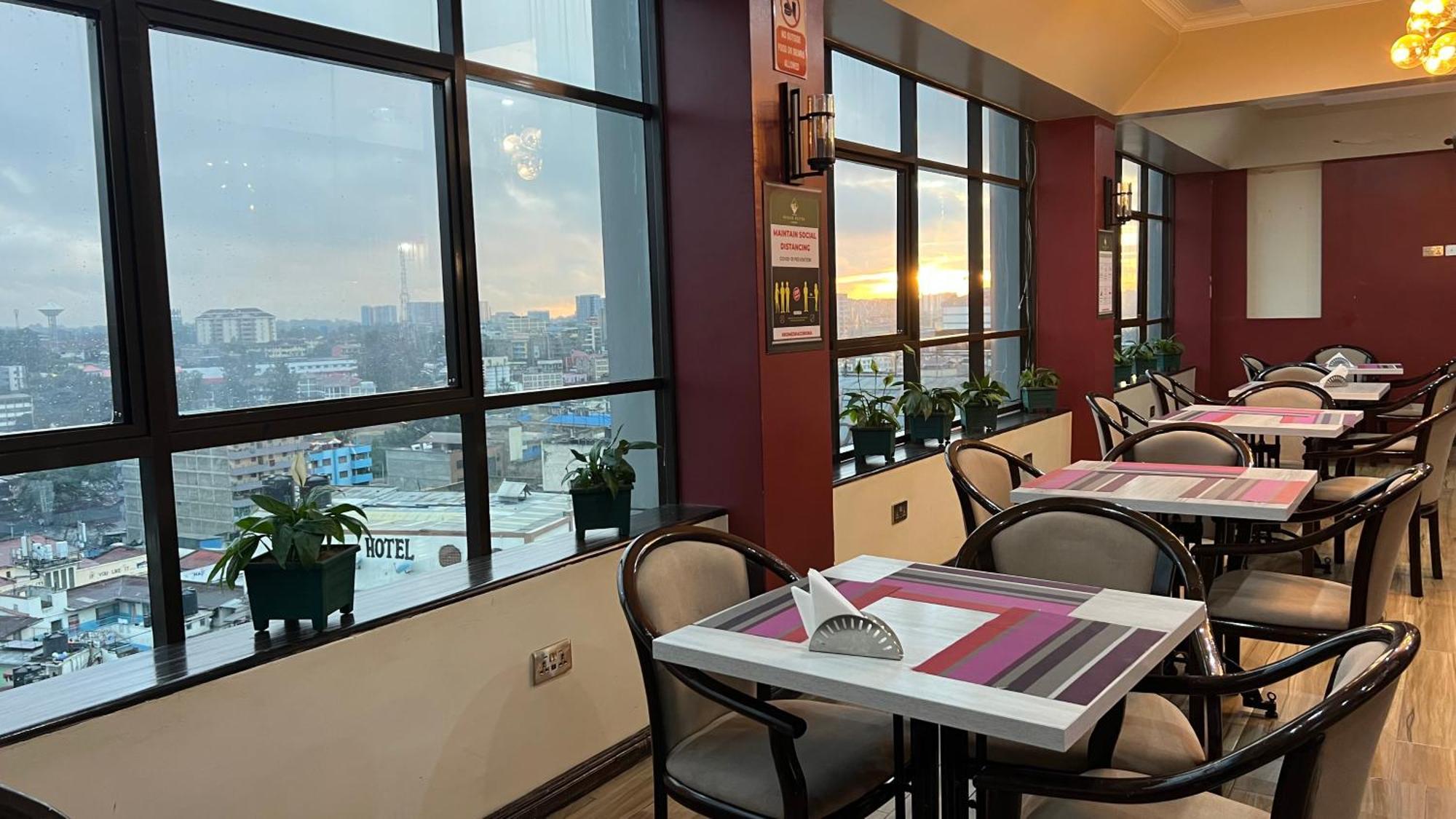 Hemak Suites Hotel Nairobi Exterior photo
