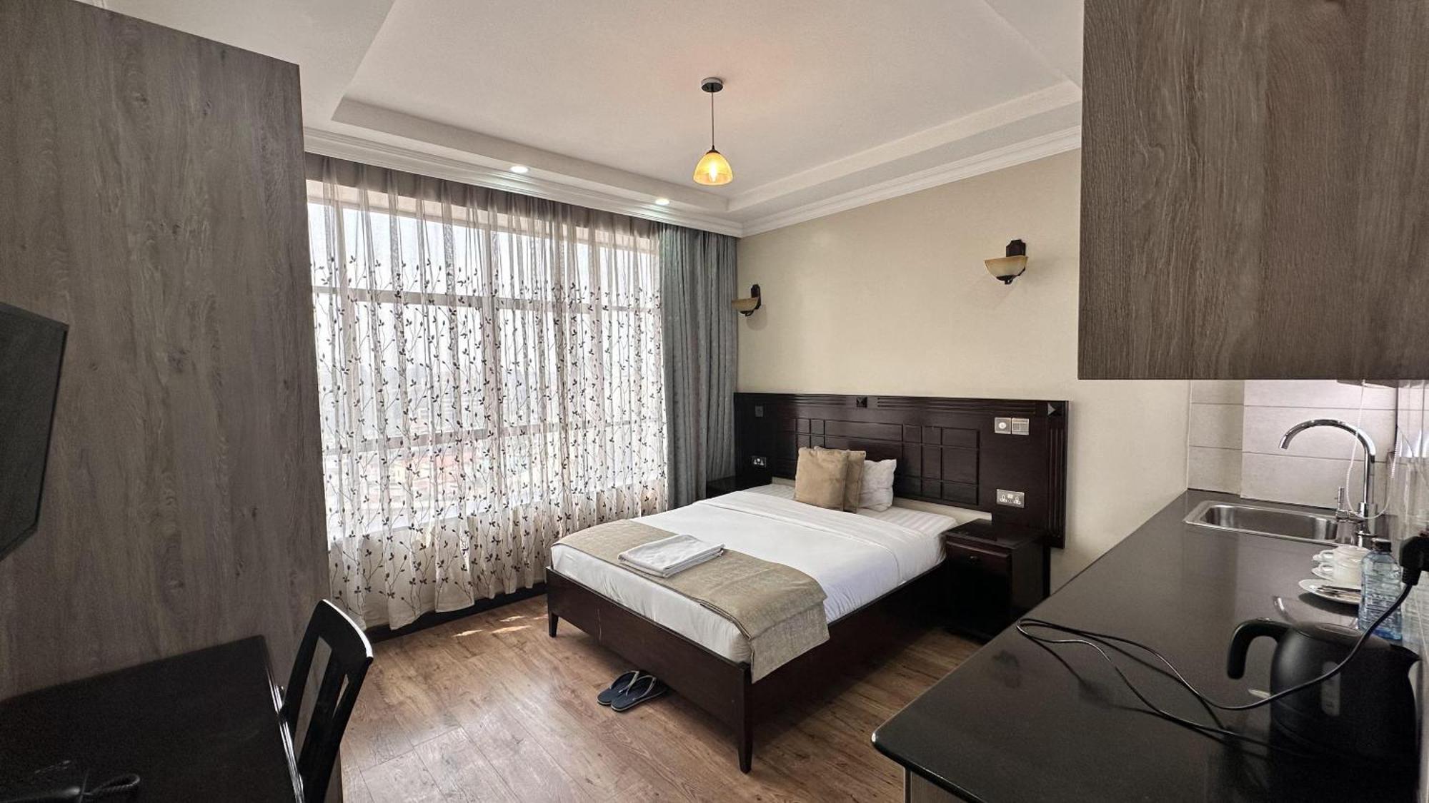 Hemak Suites Hotel Nairobi Exterior photo