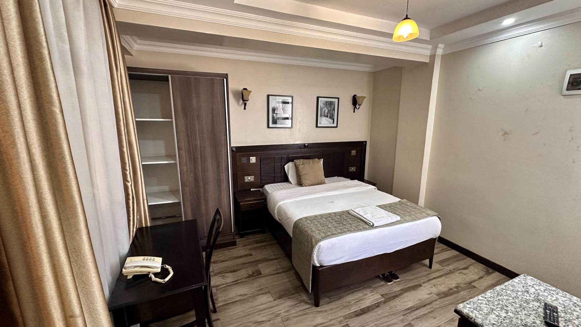 Hemak Suites Hotel Nairobi Exterior photo